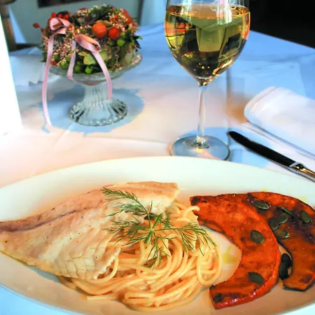 An Der Linde Hotel 2*