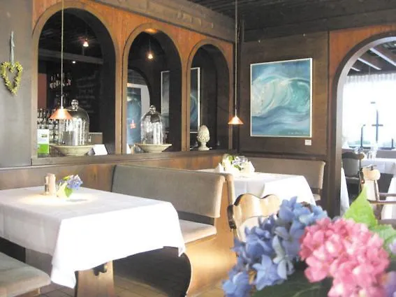 Szálloda An Der Linde